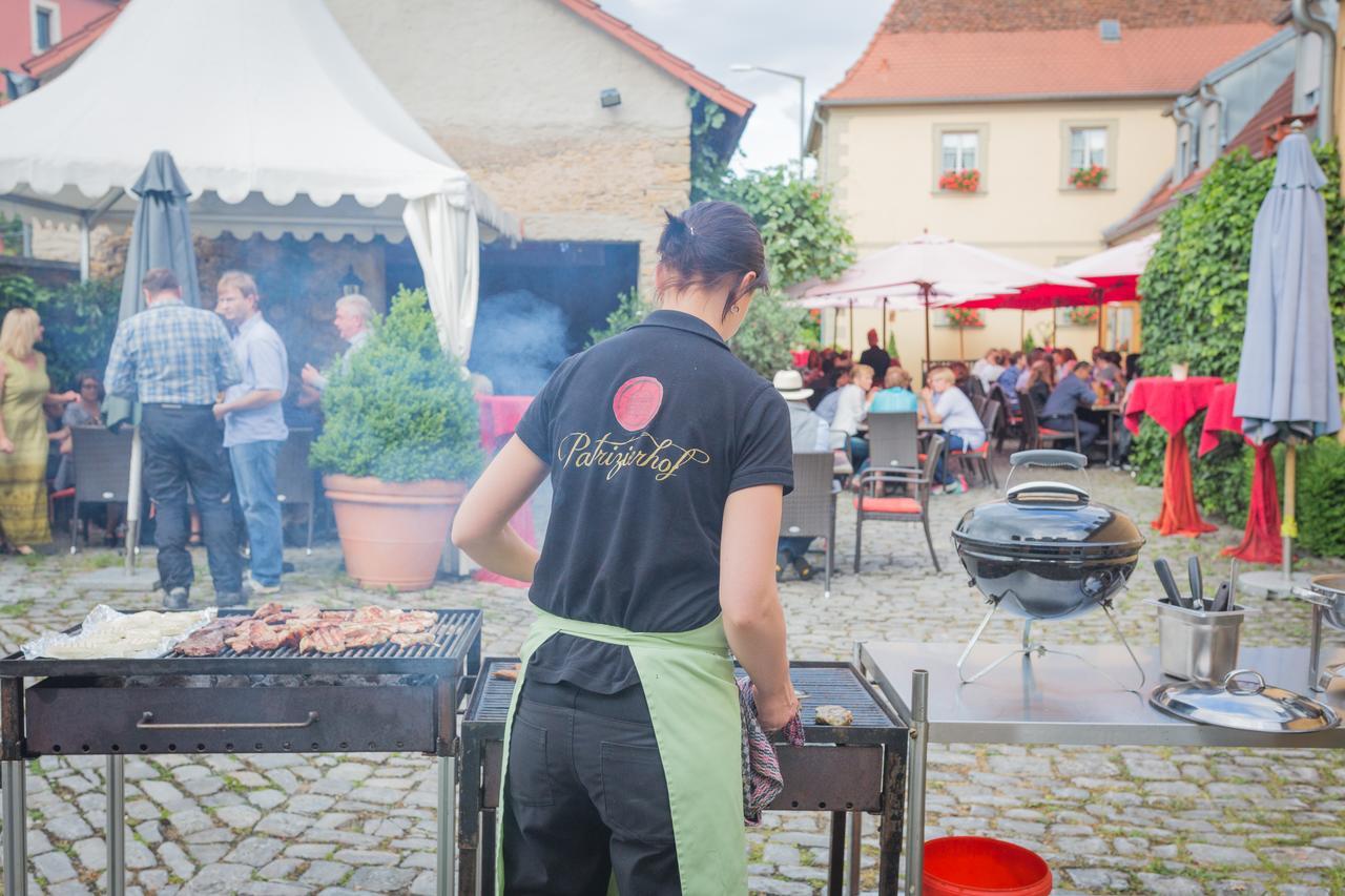 Der Patrizierhof - Weingut Gasthof Hotel - Familie Grebner Grosslangheim Zewnętrze zdjęcie